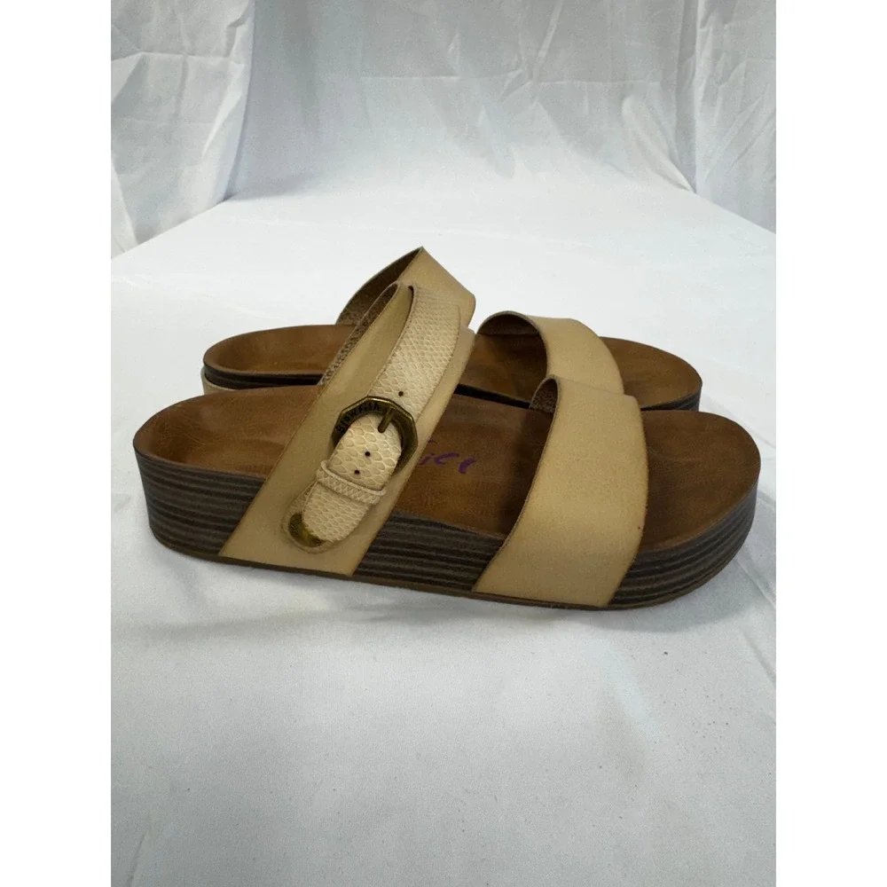 Blowfish Malibu Marge Platform Sandals Light Almond Dye Sz 9